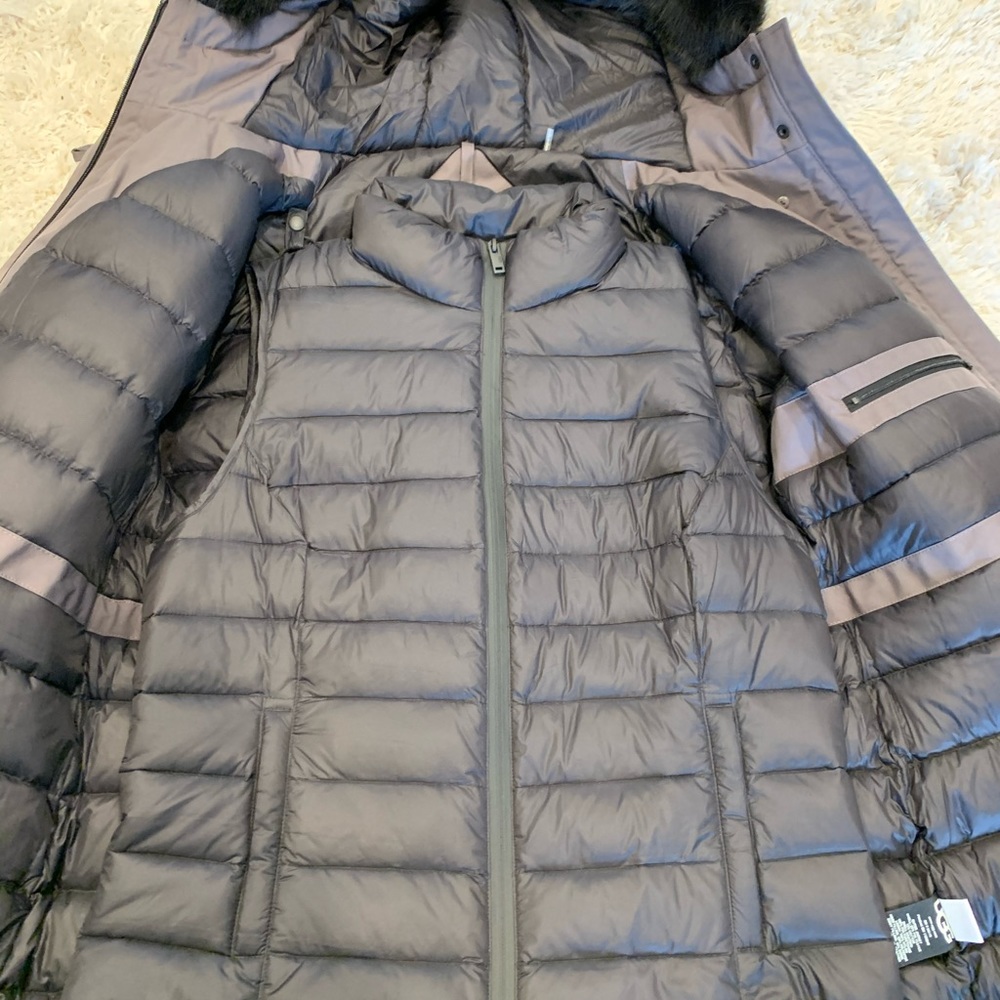 UGG ADIRONDACK PARKA 🧥 - Picture 9 of 16